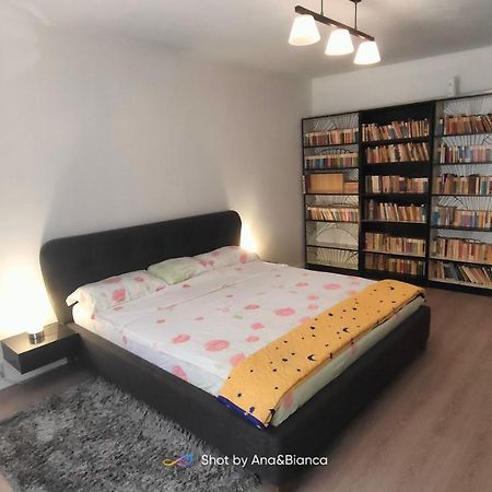 Duck Apartment Bukarest Kültér fotó