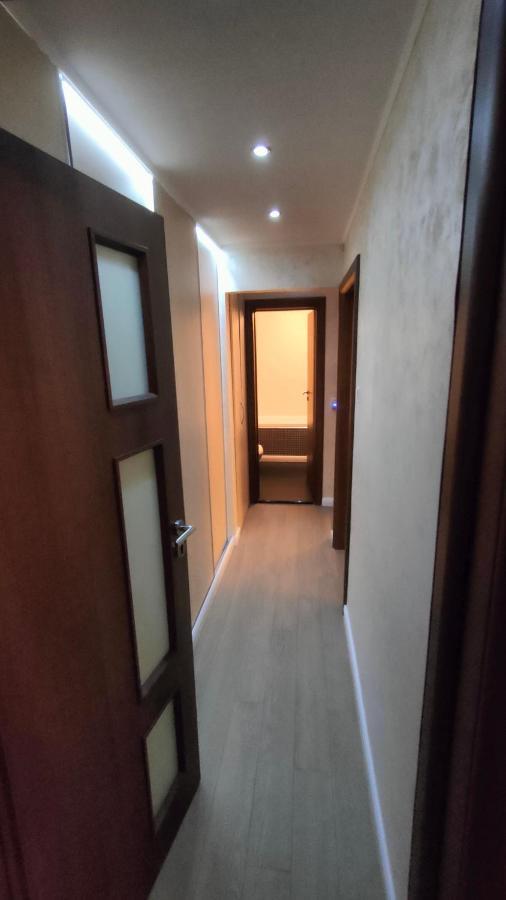 Duck Apartment Bukarest Kültér fotó