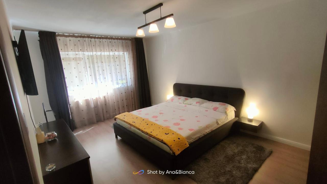 Duck Apartment Bukarest Kültér fotó