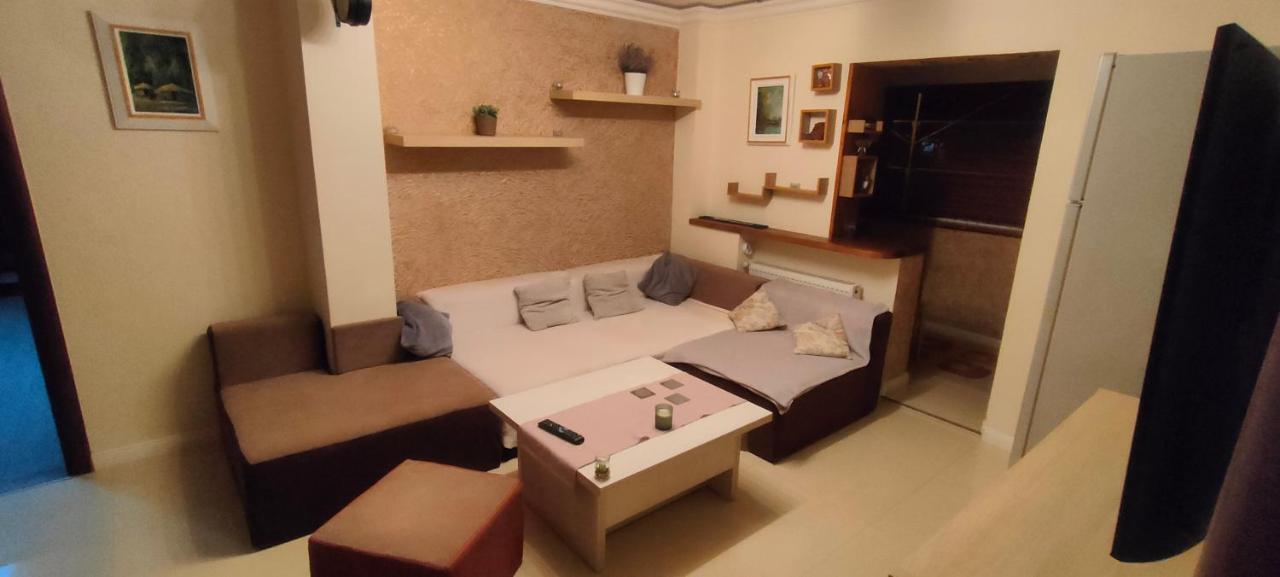 Duck Apartment Bukarest Kültér fotó