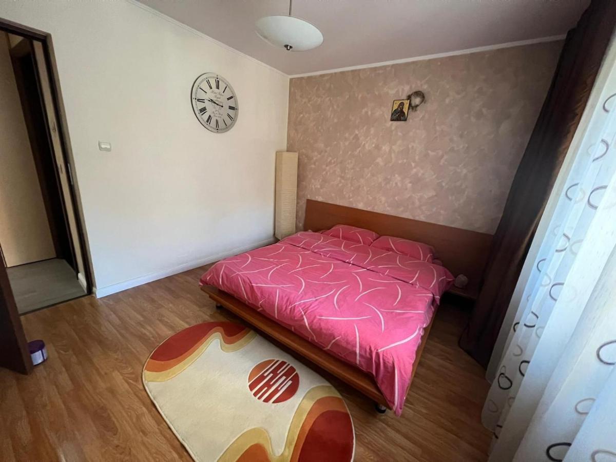 Duck Apartment Bukarest Kültér fotó